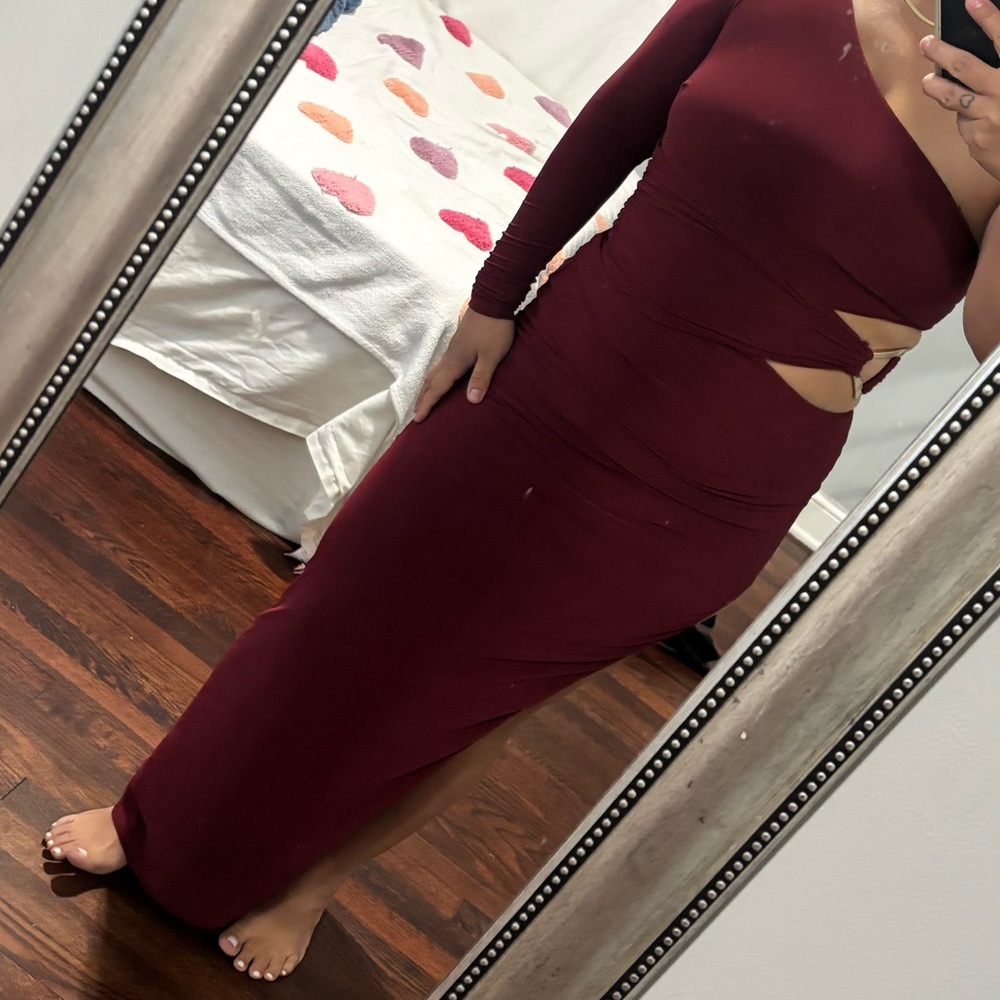 One-Shoulder Cutout Maxi Dress in Burgundy - Women